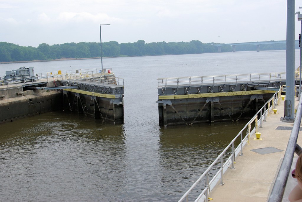 Lock and Dam No. 7, Upper Mississippi River, Minnesota sid… Flickr