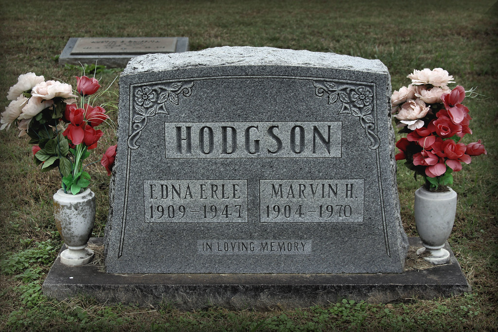 HODGSON TOMBSTONE Trezevant Cemetery Trezevant Tennessee Midge Flickr