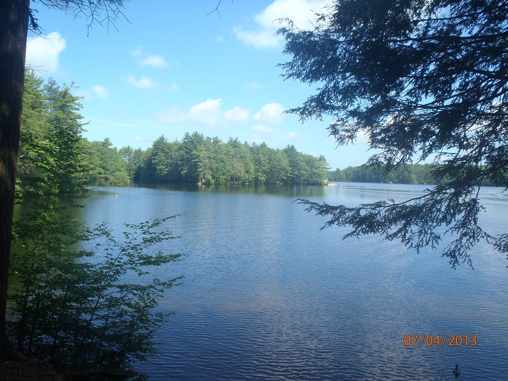 Mashapaug Lake Swimming/hiking/kayaking family time! horsecoolie