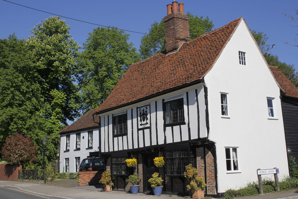 Coggeshall historic houses The 1720 house behind is modern… Flickr