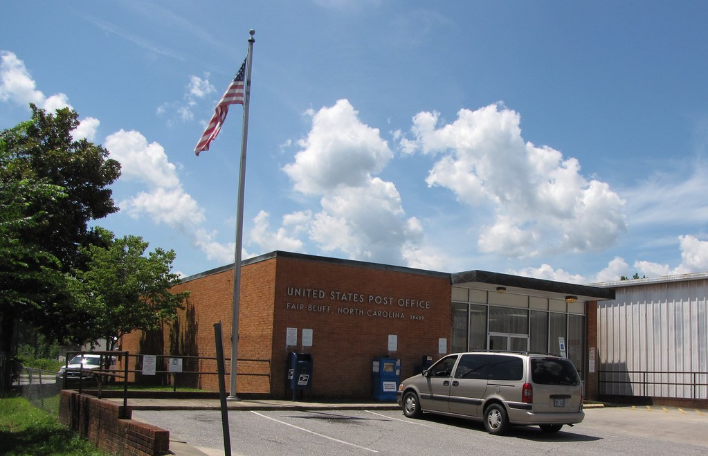 Fair Bluff Post Office Fair Bluff is a small town in Colum… Flickr