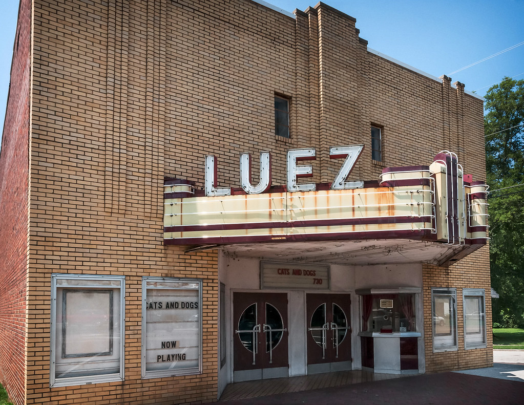 Luez Theatre, view 01, 219 N Main St, Bolivar, TN (1827, p… Flickr