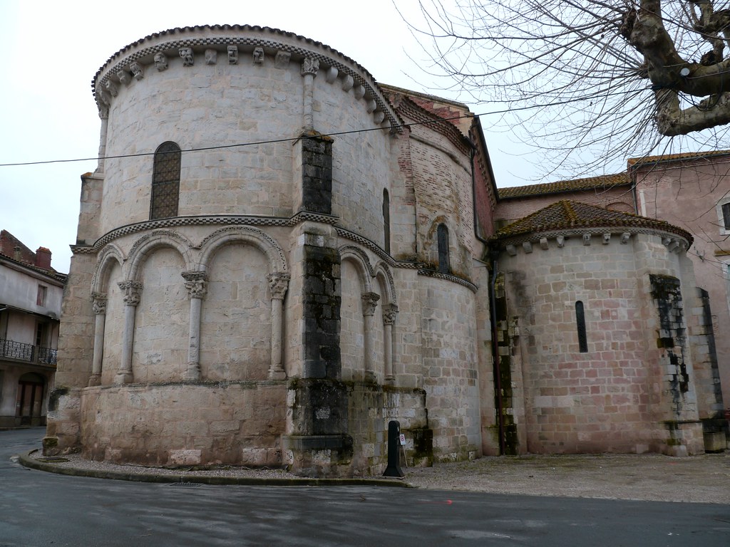 SainteLivrade, LotetGaronne chevet roman et sa chapell… Flickr