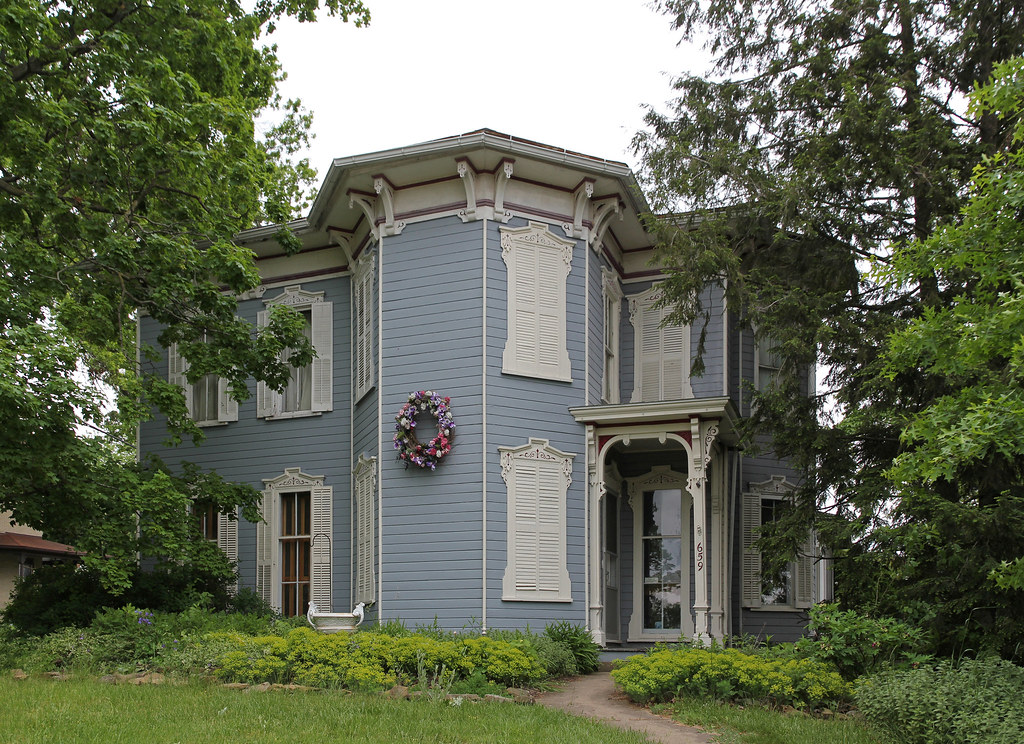 House — Wooster, Ohio Christopher Riley Flickr