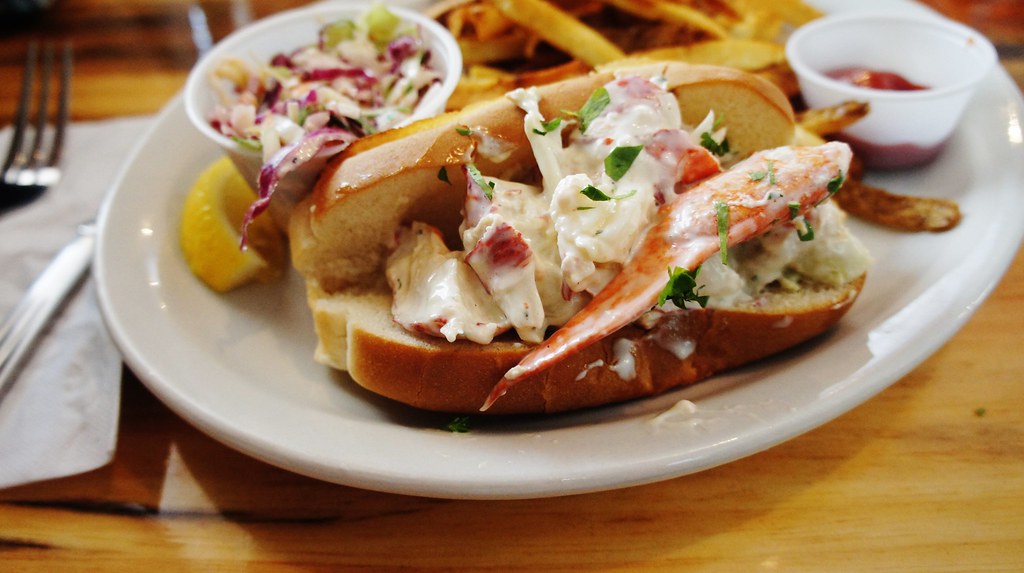 Lobster Roll Lobster Roll Maine Style Tarragon Aioli Fri… Flickr