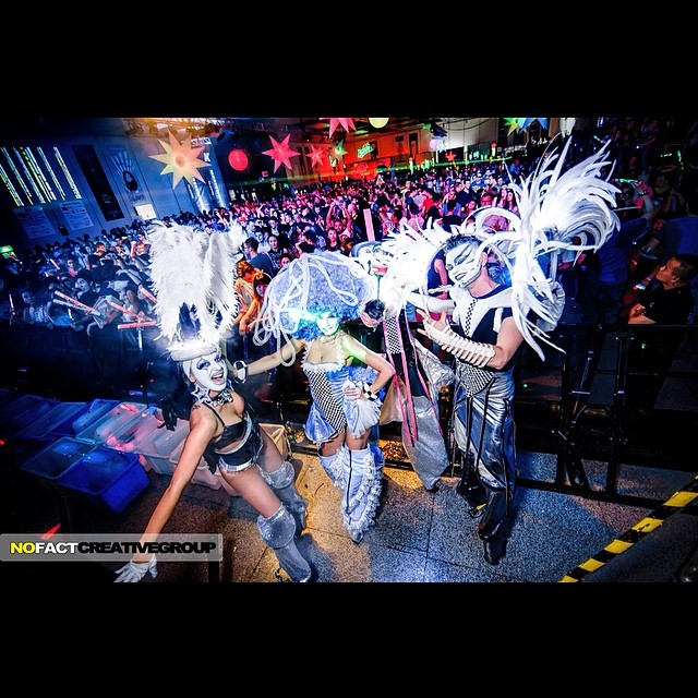 NoFACT StiltsWalker at Electric Circus Music Festival (Sha… Flickr