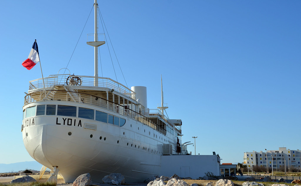 Bateau Le LYDIA PortBarcarès baffalie Flickr
