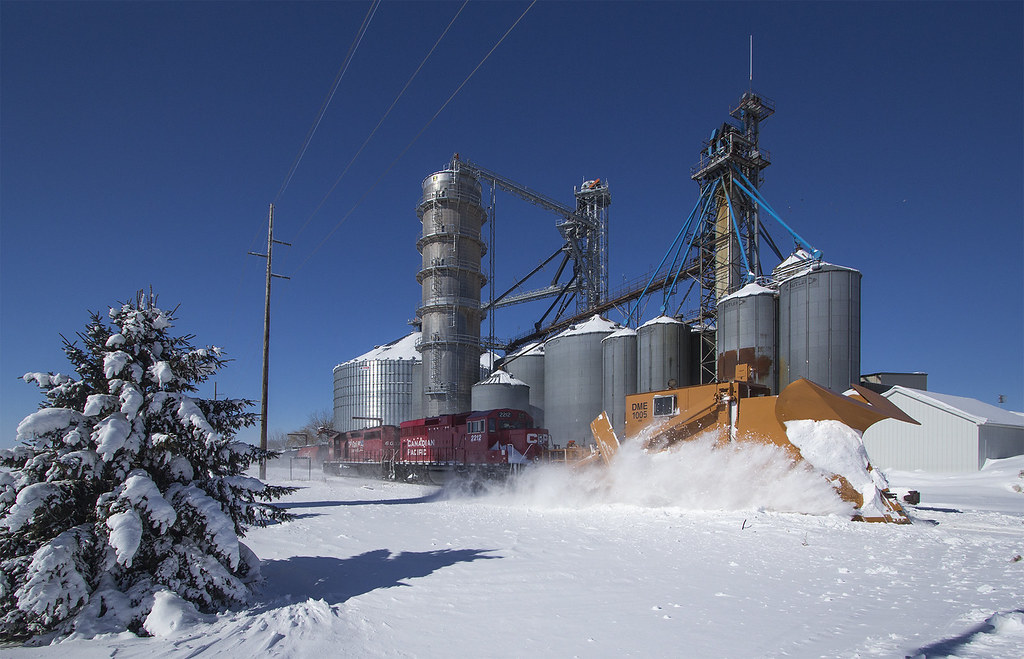 After the Blizzard; Kasson, MN A foot of fresh snow and bl… Flickr