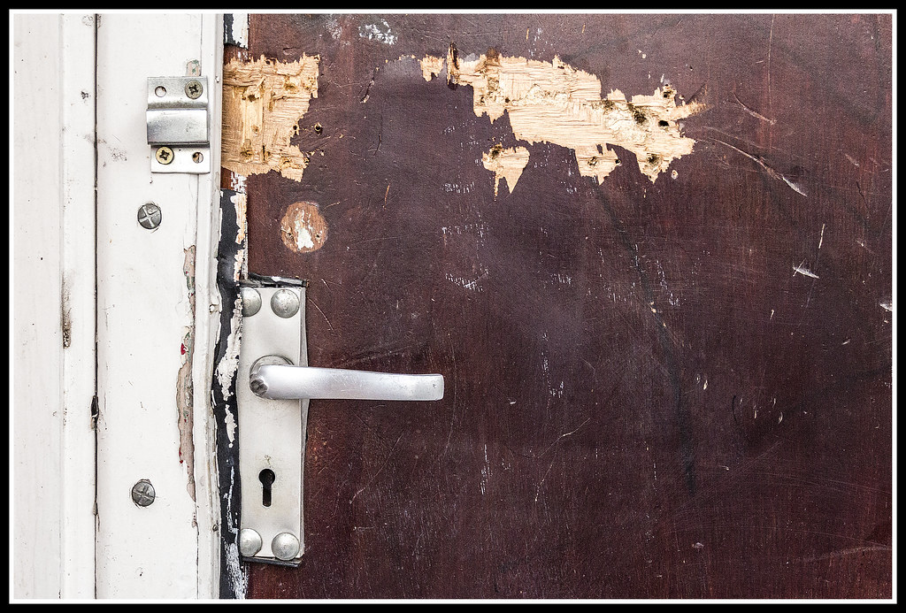 162. Broken door. 11062013 A slightly damaged door next … Flickr