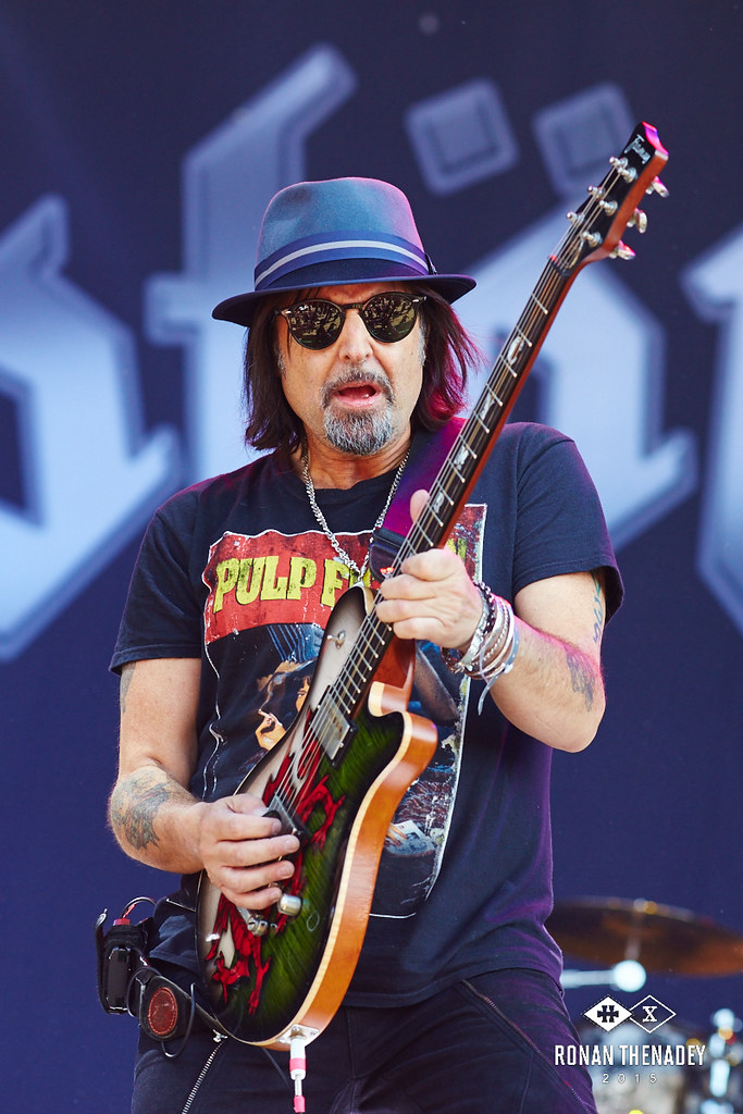 MOTÖRHEAD / Phil Campbell Mainstage Hellfest 2015 Follow… Flickr