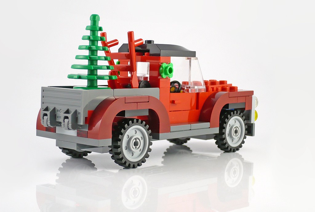 40083 Christmas Tree Truck 11 noriart Flickr