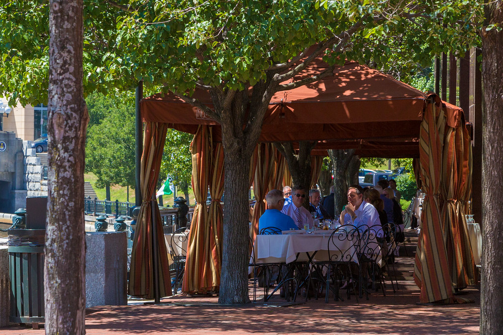 Al Fresco Dining at Nuovo A beautiful summer day in Provid… Flickr