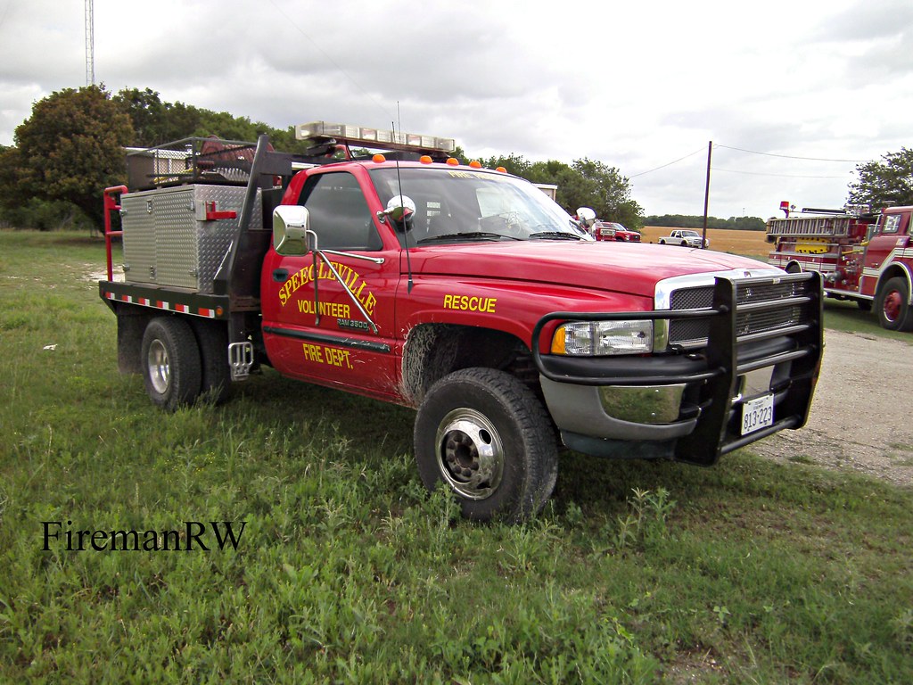 Speegleville, TX VFD Brush 1 1998 Dodge 3500 300 tank Flickr