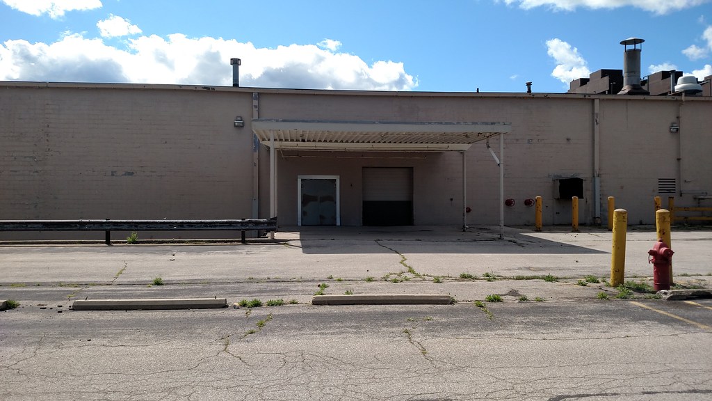 Former Kmart Hampton Towne Center Essexville, Michigan 6 Flickr