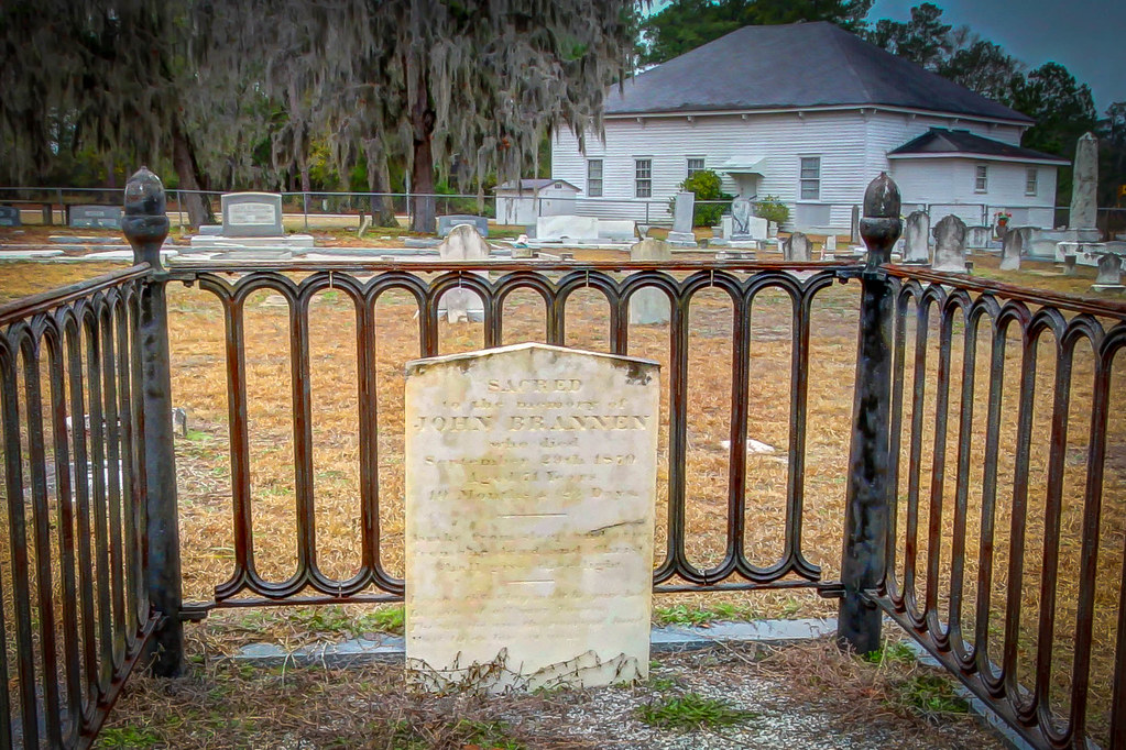 Black Creek Cemetery MichaelSOwens Flickr