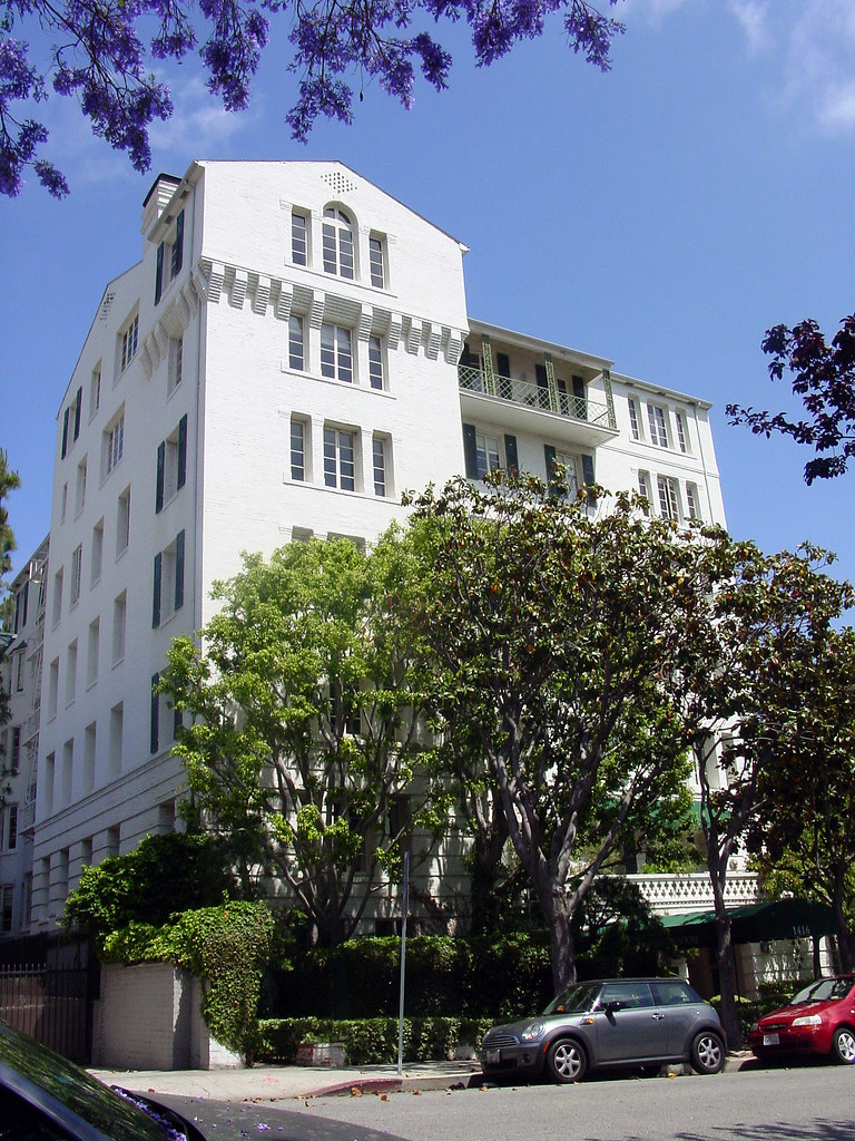 18a The Colonial House 1416 Havenhurst Dr NRHP82002… Flickr