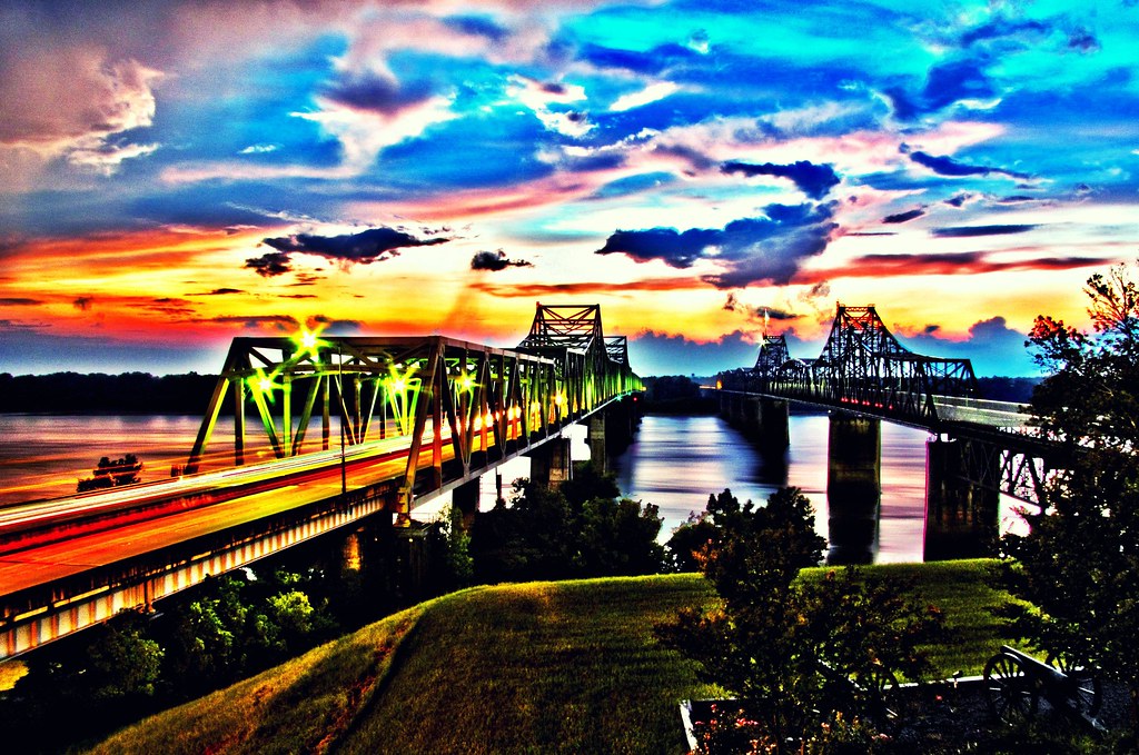 Vicksburg Mississippi River bridge at sunset Vicksburg Mis… Flickr