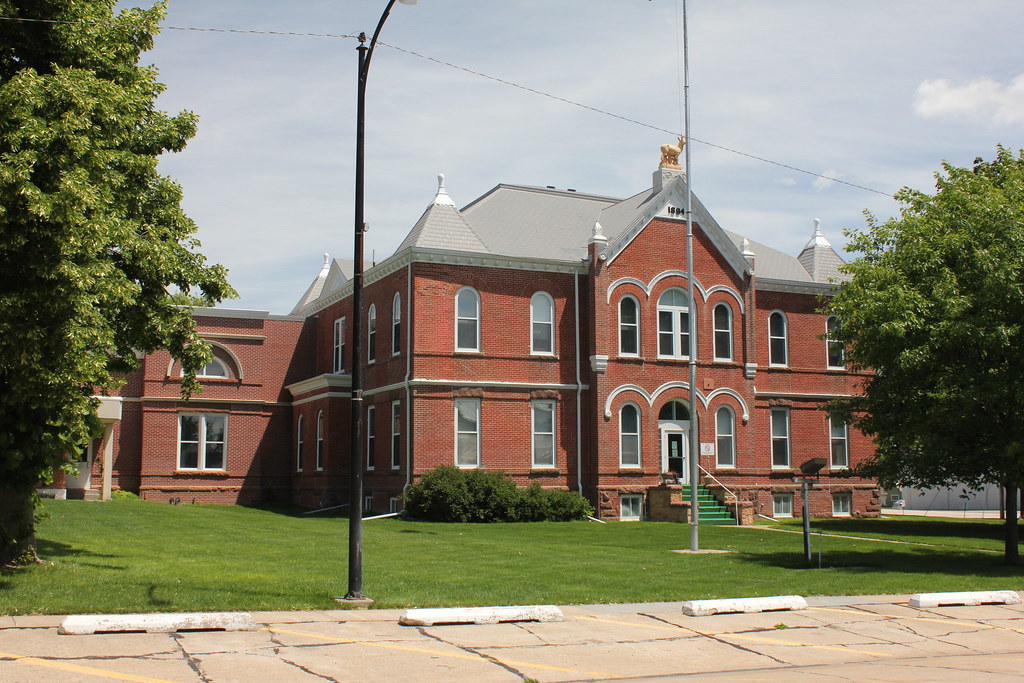 Antelope County Courthouse Neligh, NE Featuring a prongh… Flickr