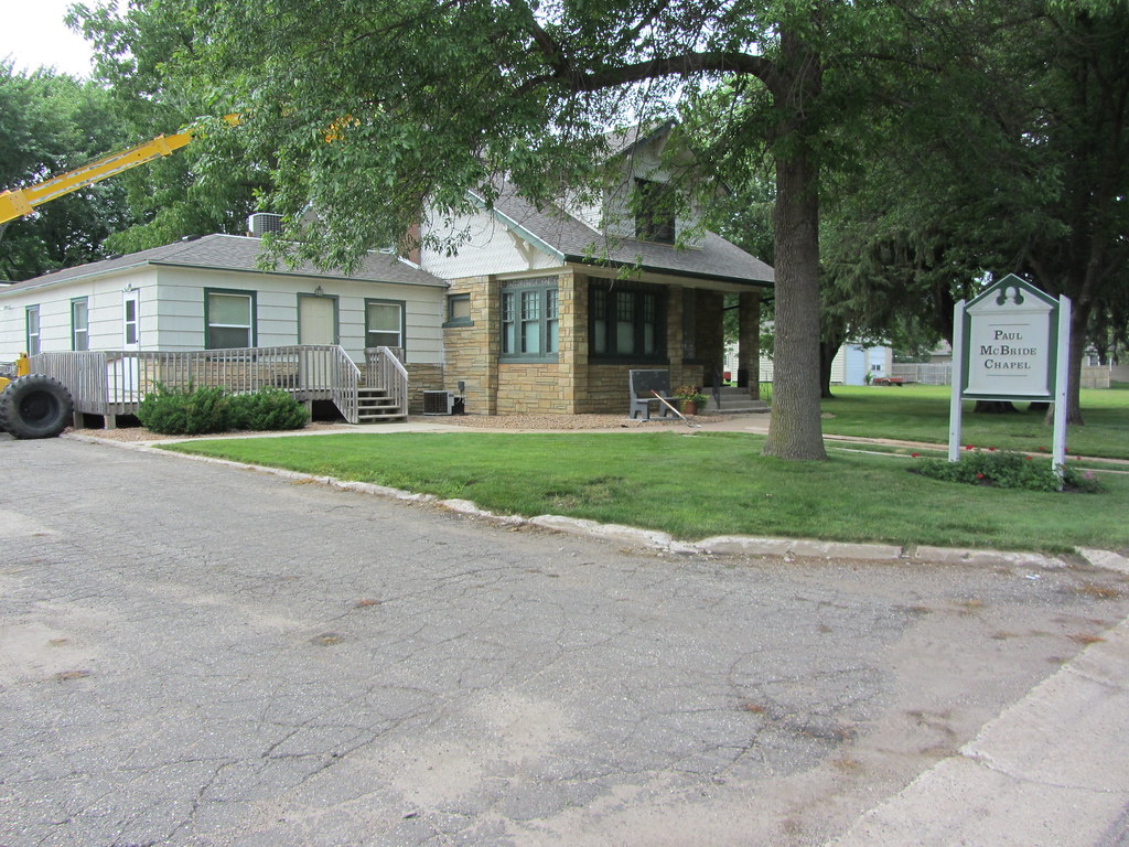 PaulMcBride Funeral HomeLester Prairie, MN PHD280 Flickr