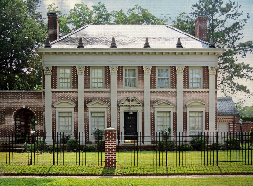 The Unexpected Renaiisance Revival Mansion Robersonville, Martin