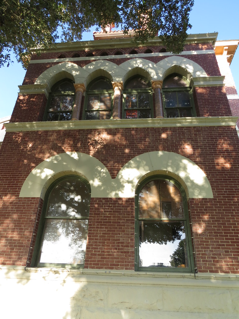 County Courthouse, Gonzales, TX Gonzales County Courthouse… Flickr