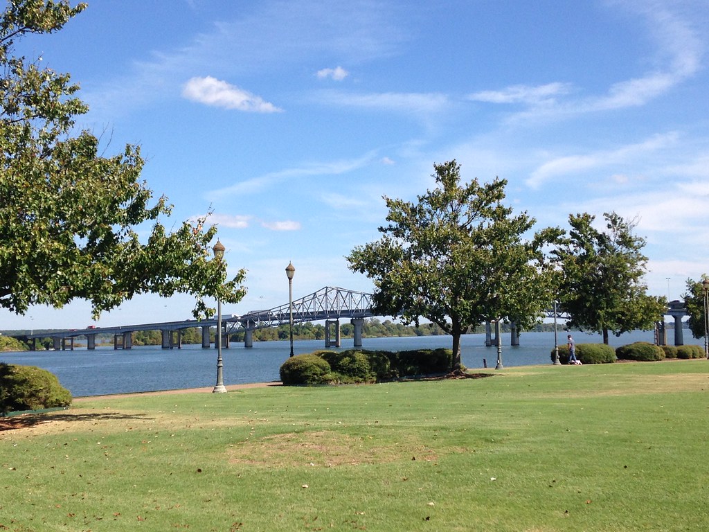 Rhodes Ferry Park Decatur, AL Shannon McGee Flickr
