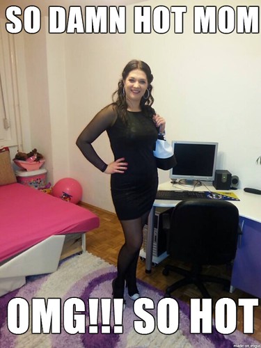 HOT MOM - Imgur | Samir Jasarevic | Flickr