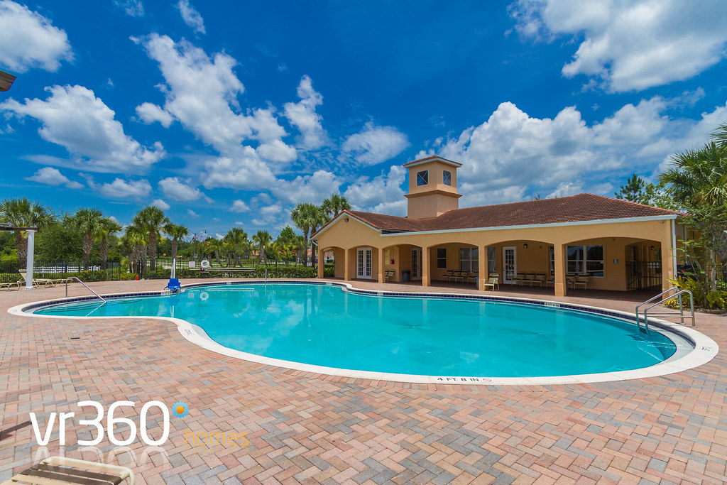 Villa Sol Clubhouse Pool Villa Sol in community of luxury … Flickr