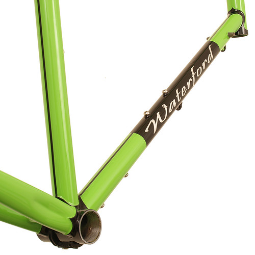 Waterford 22Series Disc Touring in Big Bad Green with Bla… Flickr