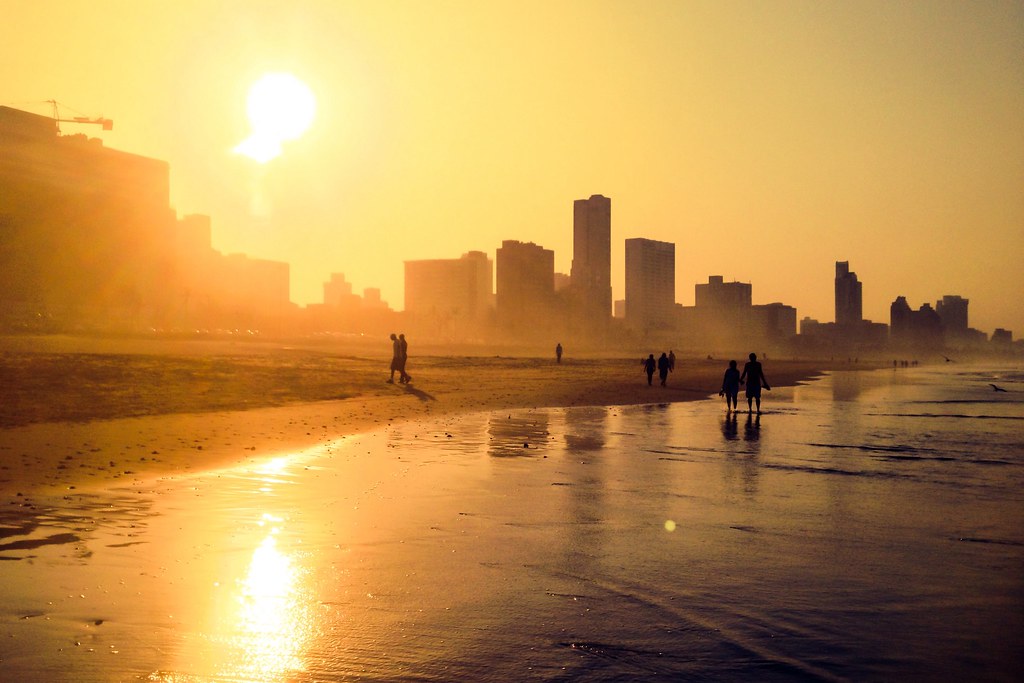 Durban at dusk Darren Glazer Flickr