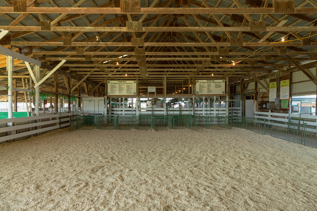 Show Barn Fowlerville Family Fair, Fowlerville, MI, July… Flickr