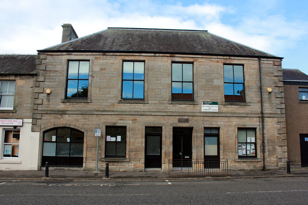Mid calder. Main street. boneytongue Flickr