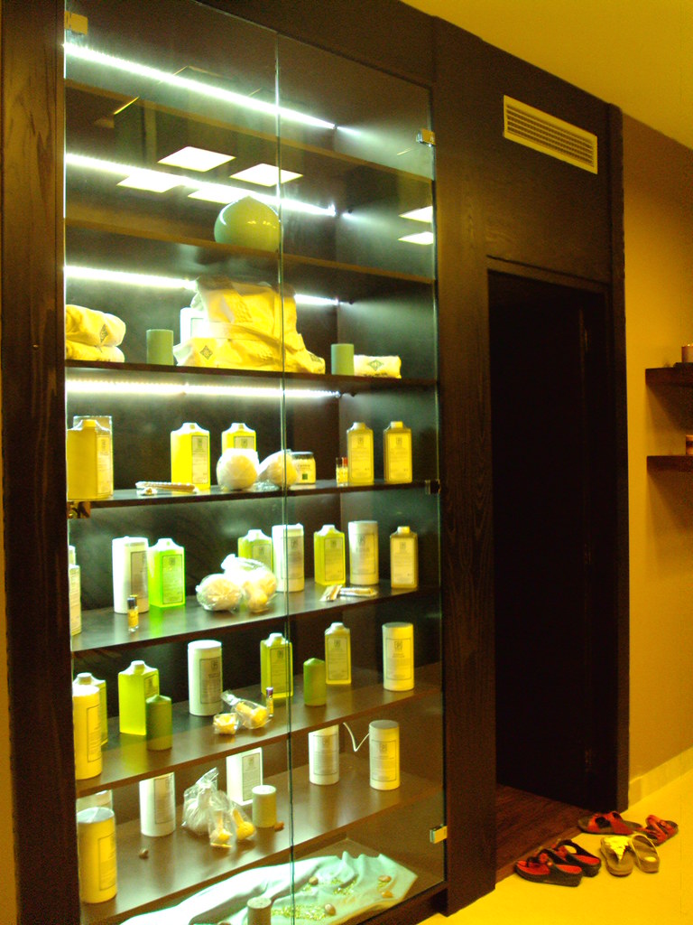 DSC04581 Thai Fish Spa Dziri Feten Flickr