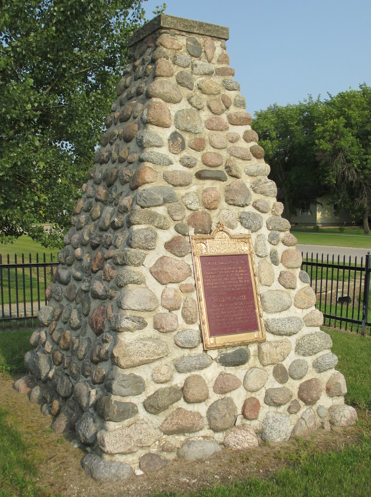 Roseau Route Monument (Letellier, Manitoba) Letellier is a… Flickr