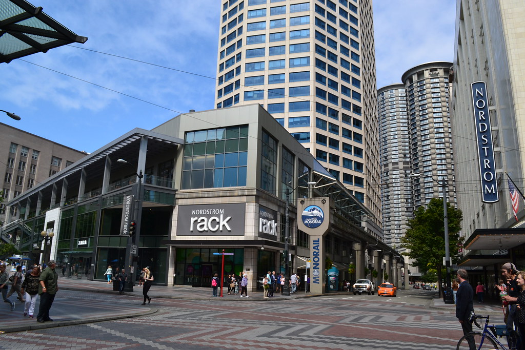 Looking north from 5th Avenue, from Pine Street Downtown S… Flickr