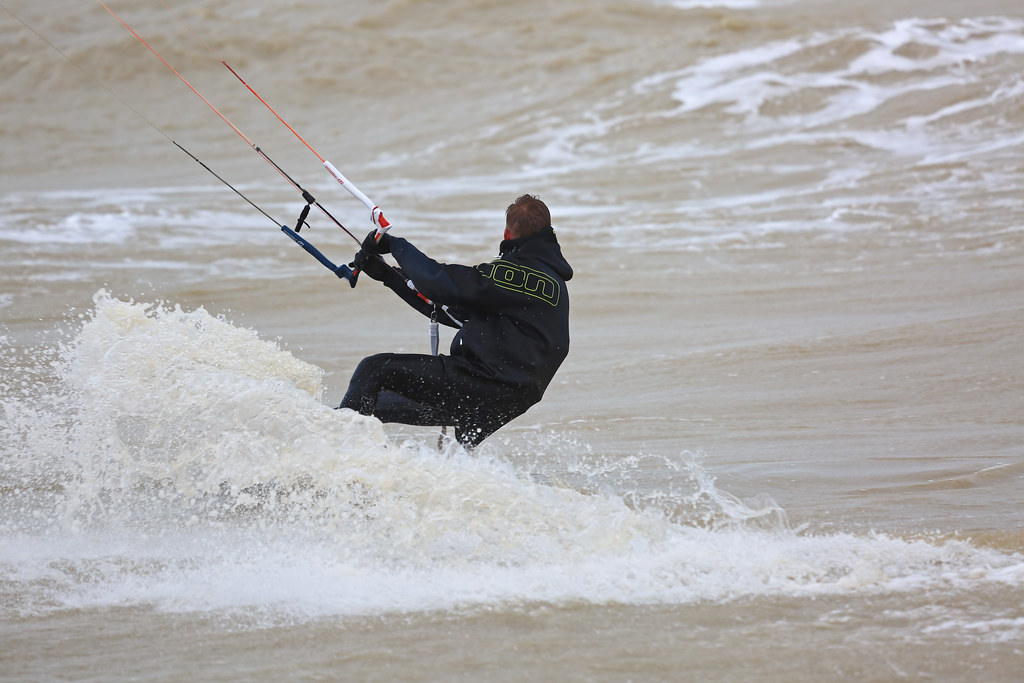 2017_02_25_0277 Kitesurfer Lee Worsfold,Goring By Sea, W… Flickr