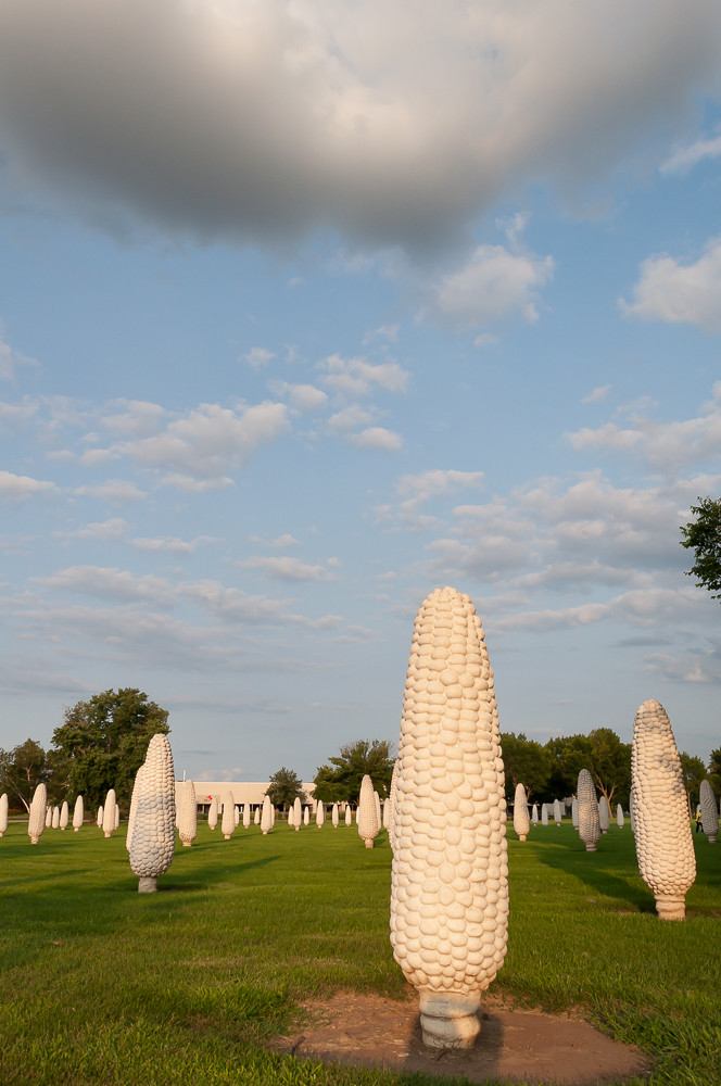 Giant Field of Corn Giant field of concrete corn statues i… Flickr