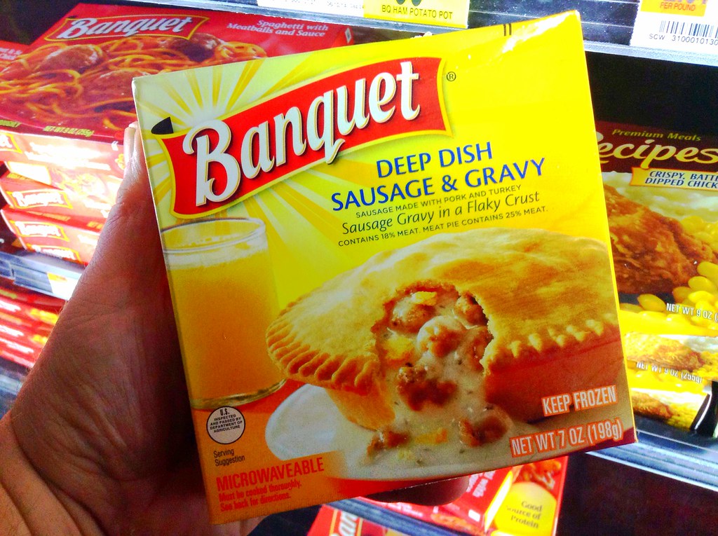 Banquet Pot Pie Banquet Pot Pie, Sausage and Gravy, 7/2014… Flickr