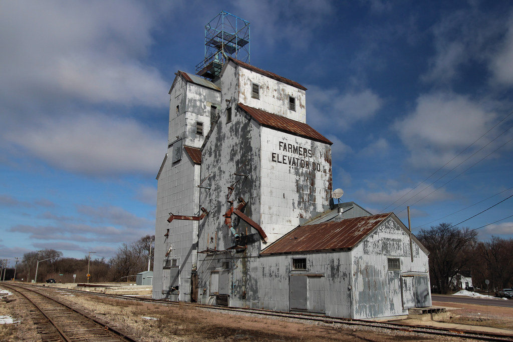 Farmers Elevator Co. North Redwood, MN Tom McLaughlin Flickr