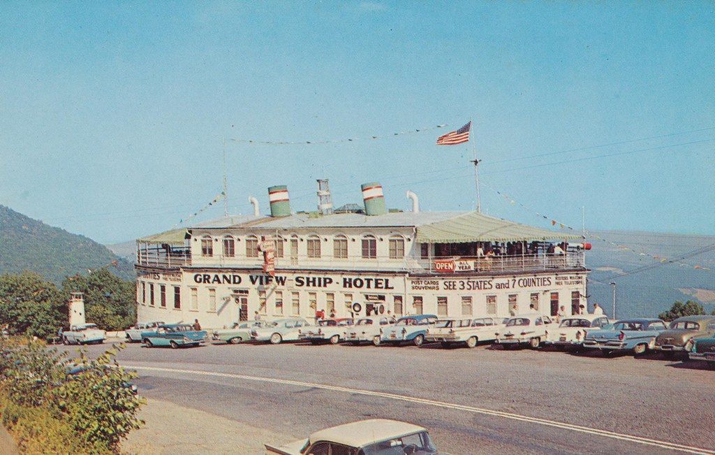 30BEDFORD,PA 1957, RT, GRAND VIEW POINT SHIP HOTEL,ON U.S ￡0.99