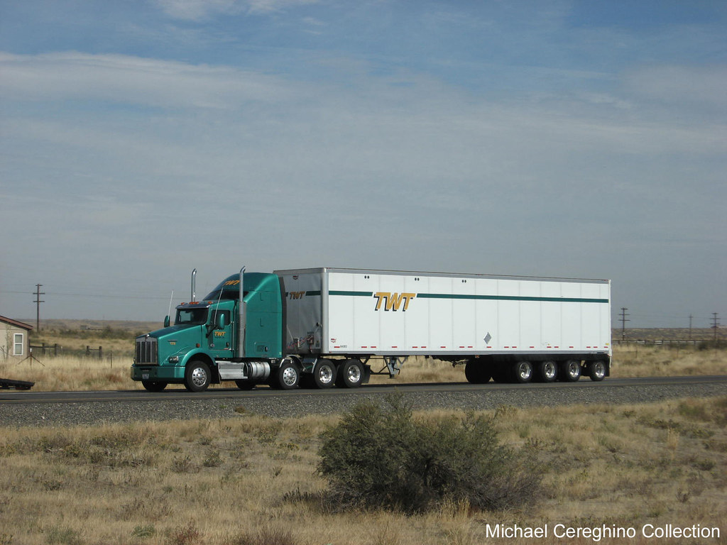 TWT Kenworth T800 "Heavy Hauler" with 4 axle dryvan Flickr