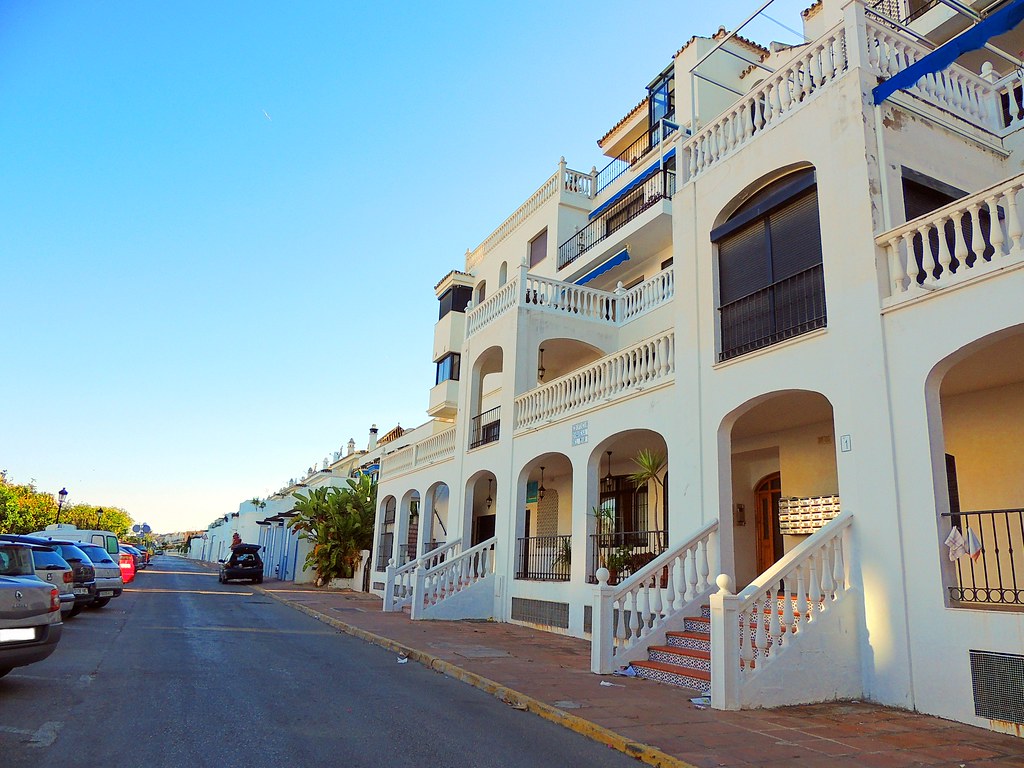 Castillo de la Duquesa (Málaga) El Castillo de la Duquesa … Flickr