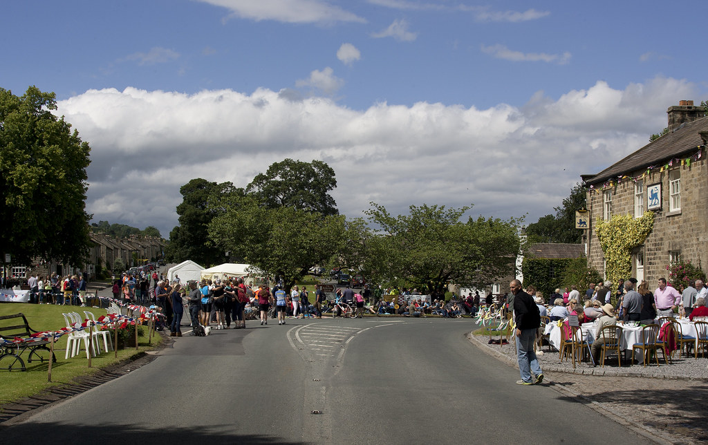 East Witton East Witton preparing for the arrival of the T… Flickr