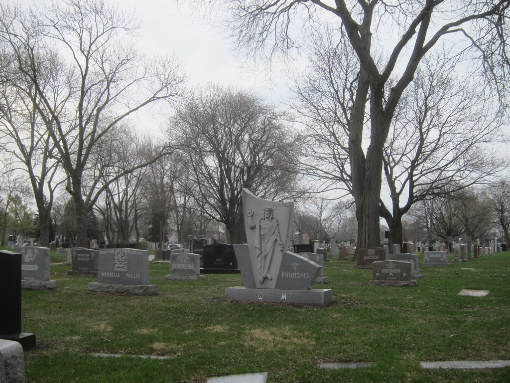 Saint Casimir Cemetery Lithuanian Cemetery Oak Lawn/Chicag… Flickr