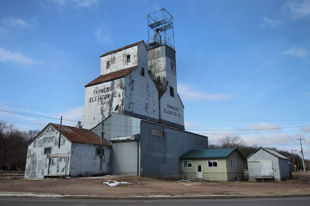 Farmers Elevator Co. North Redwood, MN Tom McLaughlin Flickr