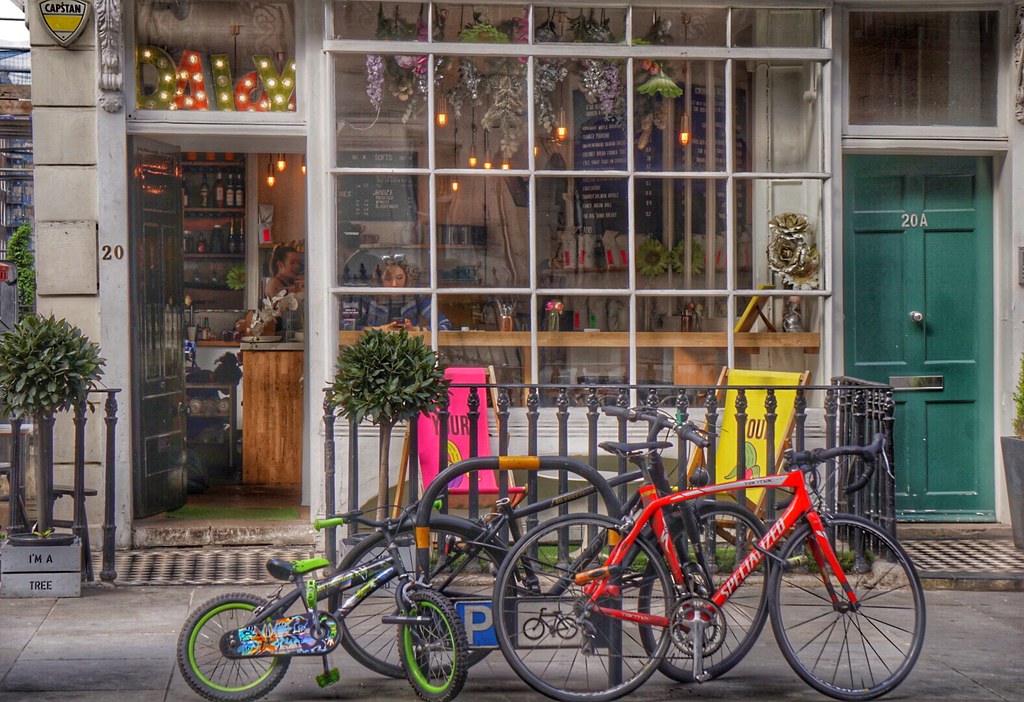 Daisy Green Cafe, London melike erkan Flickr