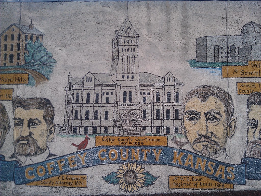 Burlington KS (2) The old Coffey County Courthouse Kevin Stewart