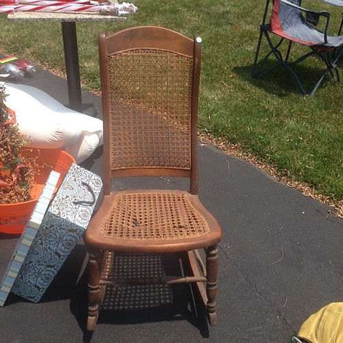 Rocking chair! Yard sale! frederickmd via Instagram ift.t… Flickr
