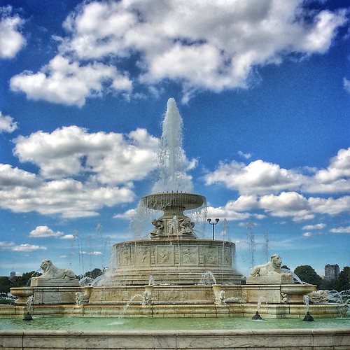 The Belle Isle water fountain in Detroit. It's huge. It's … Flickr