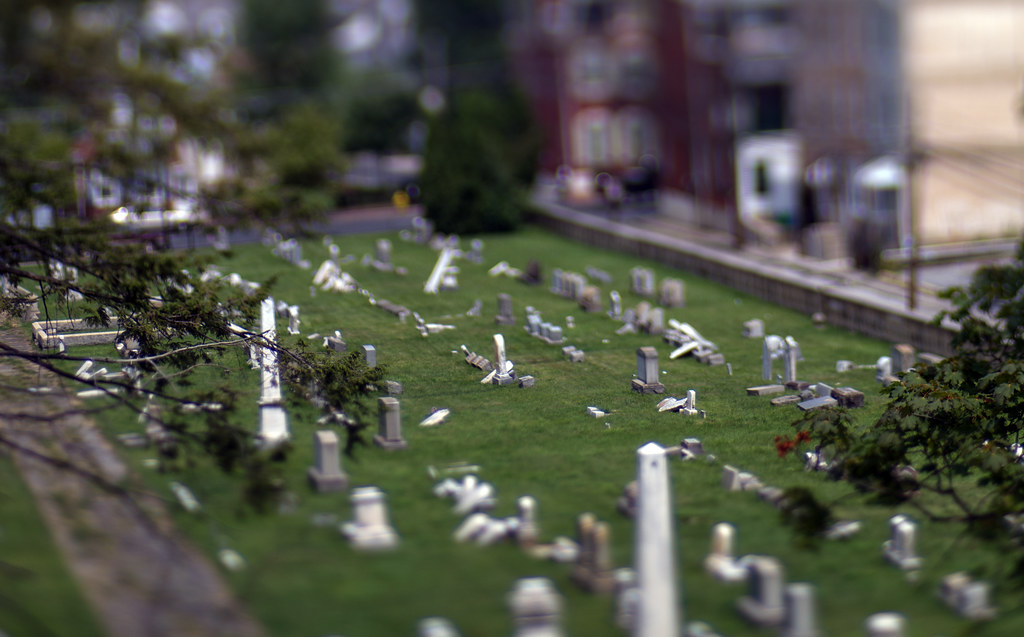 IMG_5123e Cemetery at 10th and Linden, taken with Lensbaby… Flickr